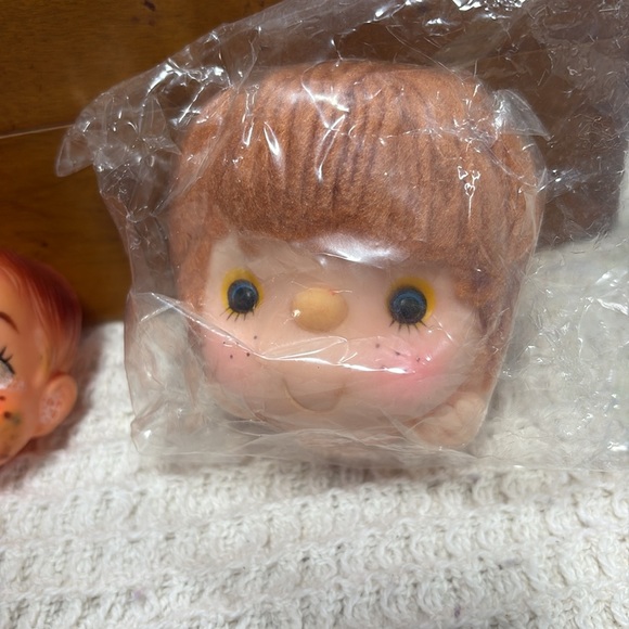 Vintage Crafting Doll Heads - Picture 4 of 5